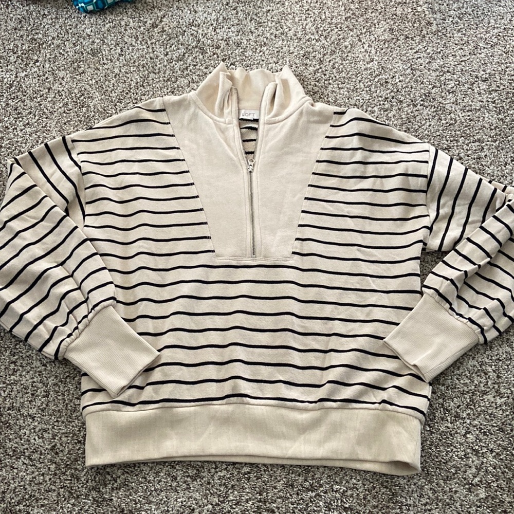 Cute stripped quarter zip